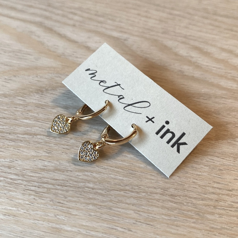 NWT 18k Gold Plated Huggie Hoop Earrings CZ Heart